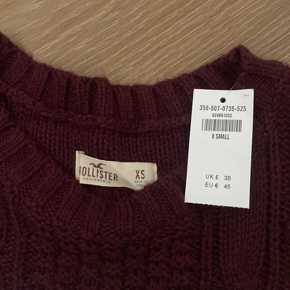 Hollister sweater never worn - Picture 3 of 3